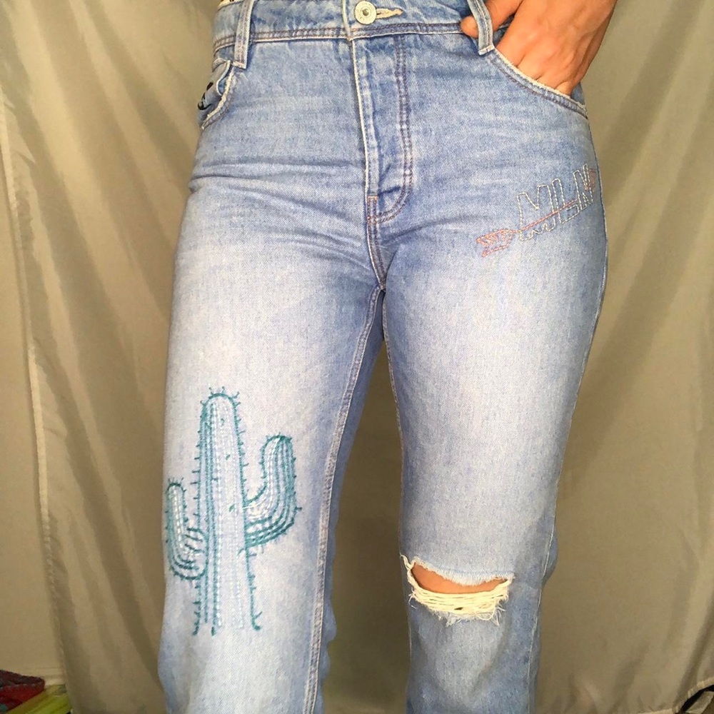 🌵Zara Trafaluc Denim Makes High Waisted Boyfriend Jeans